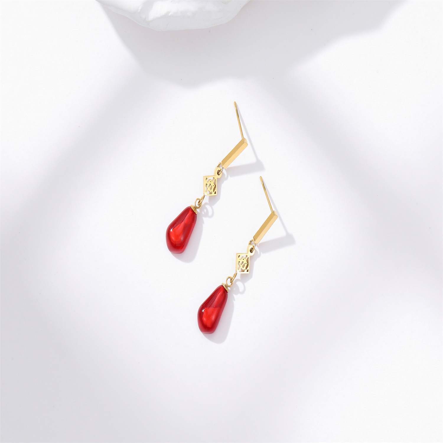 Pomegranate Single Bar Earring - OMID