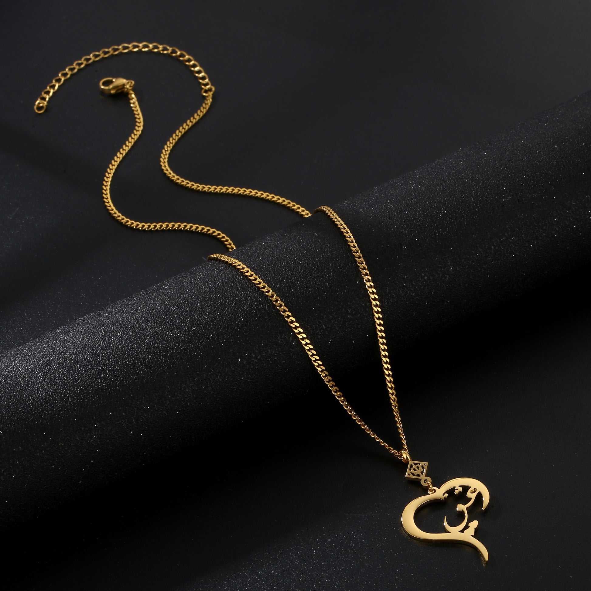 Eshgh Heart Necklace - OMID