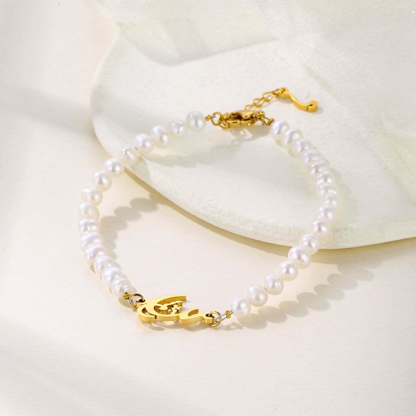 Pearl Eshgh Bracelet - OMID