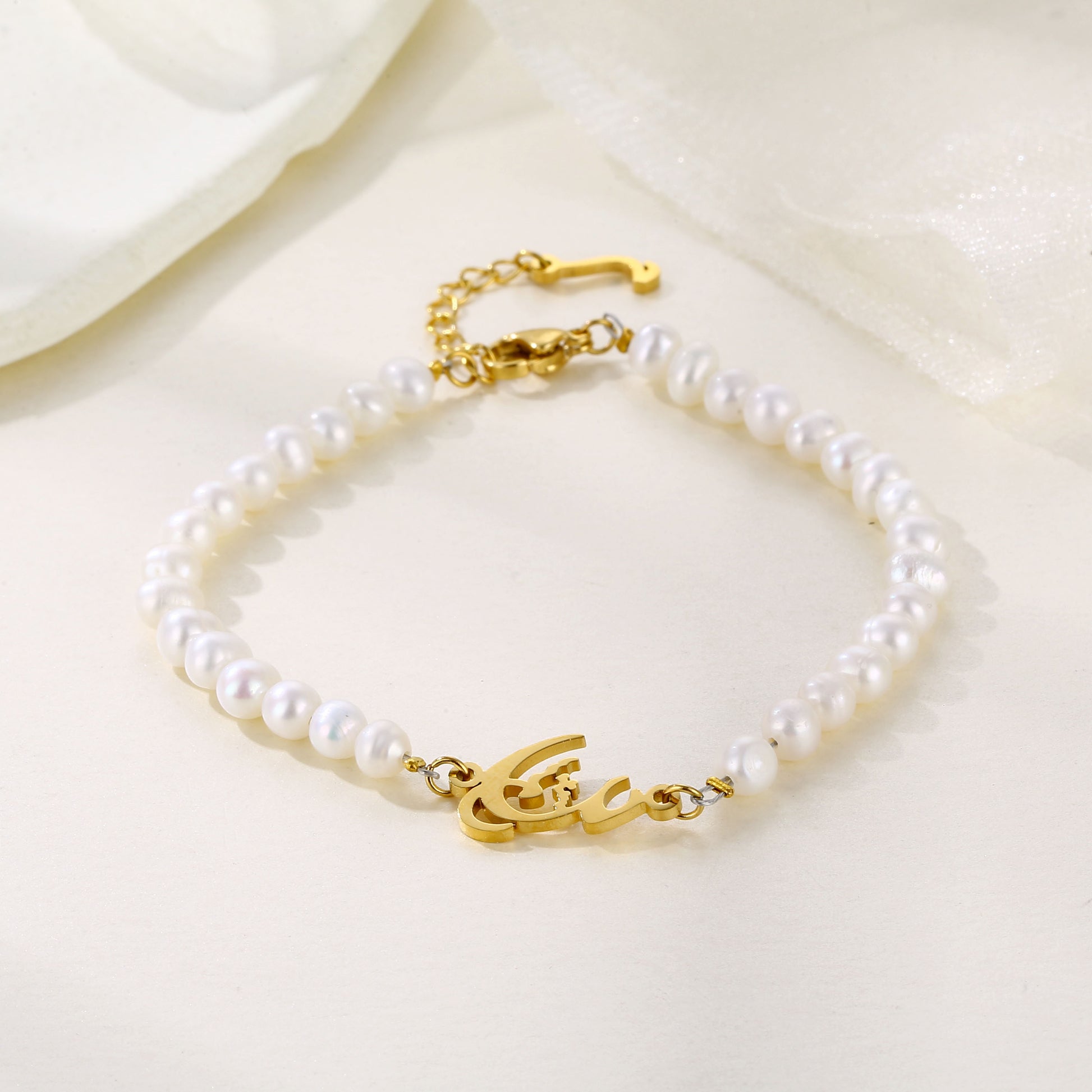 Pearl Eshgh Bracelet - OMID