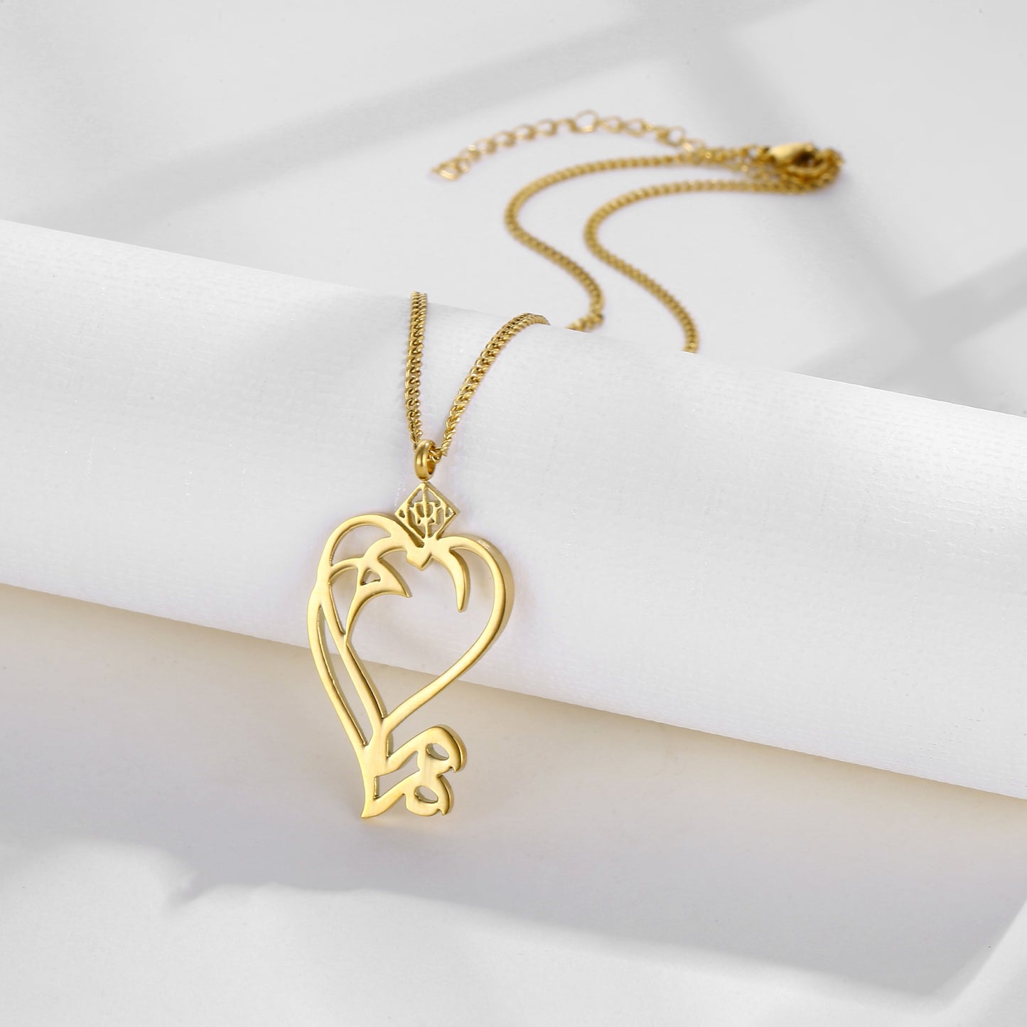 Maman Heart Necklace - OMID